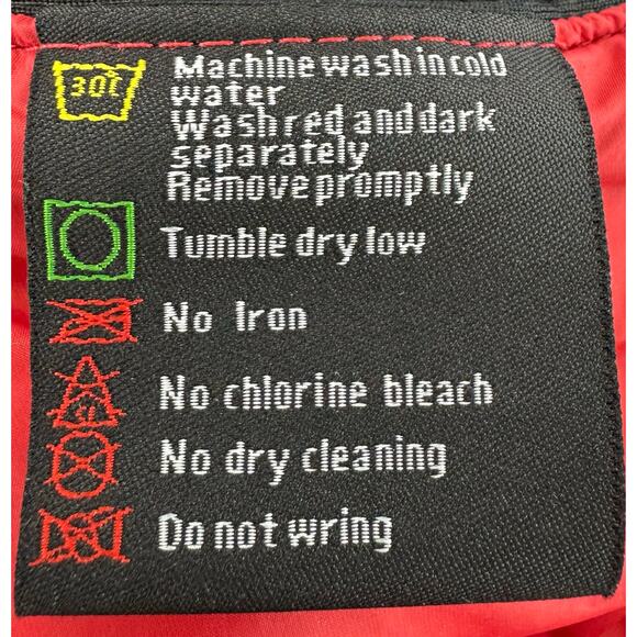 Swix Quilted Ski Snowboard Mini Skirt Women’s Size S Red Puffer‎ Active Gorpcore - Picture 6 of 7